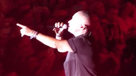  The Enchanting Encounter: Exploring Eros Ramazzotti's Triumphant Return to Warsaw!